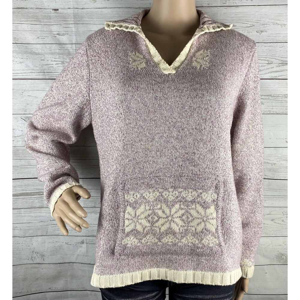 Woolrich Pink and Cream V-Neck Sweater